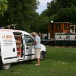 Der Bäcker liefert ans Schiff (Variscourt, Canal des Ardennes)