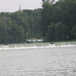 Wehr an der Marne bei Hochwasser