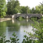 Brücke über den Armançon bei Nuits