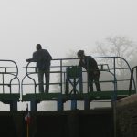 Beim Schleusen auf dem Canal de Roanne à Digoin