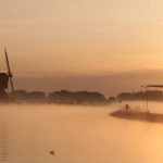 Morning mist in Meerkerk (Merwedekanaal bezuiden de Lek)