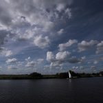 Wolkenbilder über unserem Sommerliegeplatz in Friesland