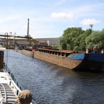 Industrie an und Frachtverkehr auf der Havel in Berlin