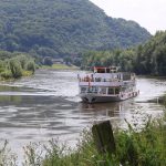 Ausflugsschiff auf der Oberweser