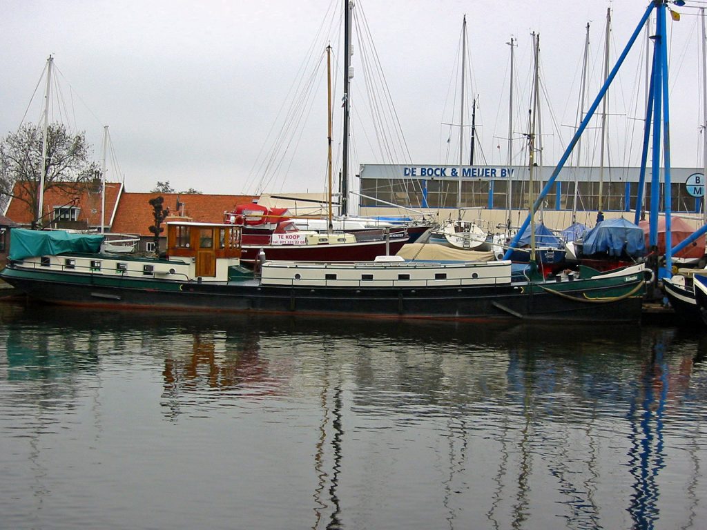 «M.S. Kinette» auf der Werft de Bock & Meijer in Leimuiden