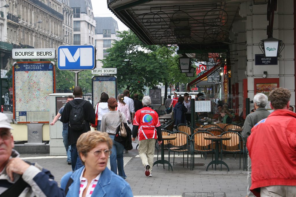 Ein einsamer Schweizer Fussballfan in Brüssel