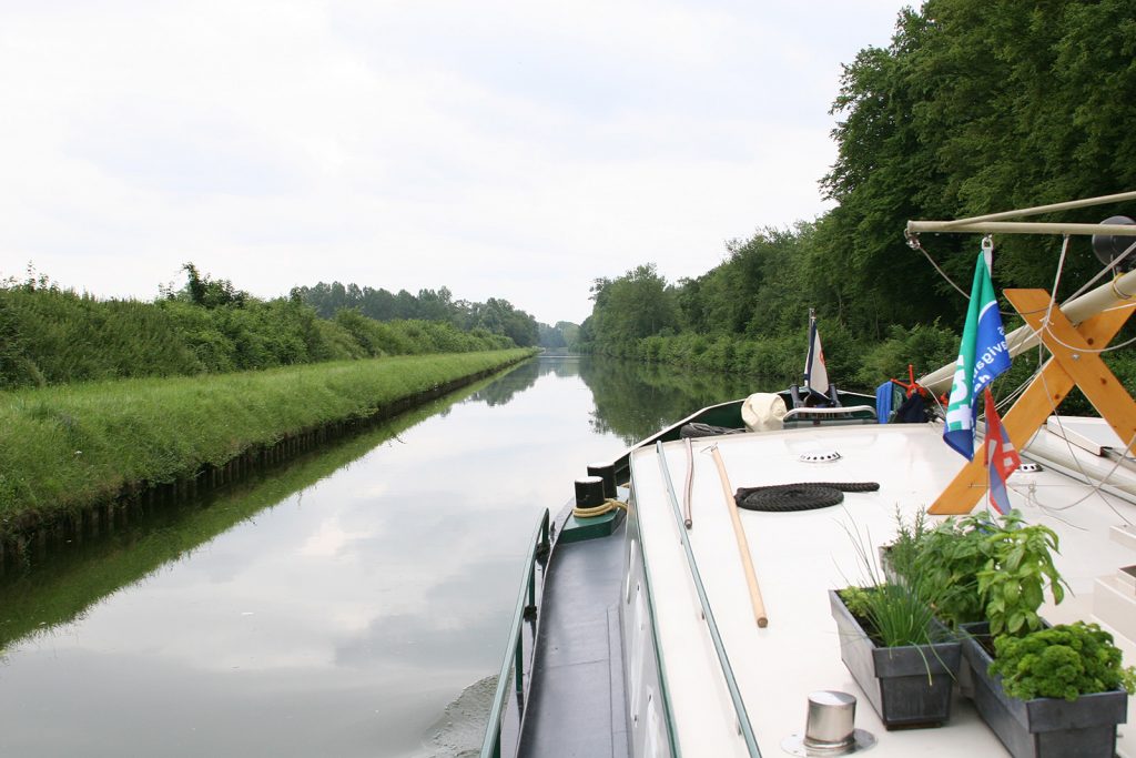 Einsamkeit auf dem alten Abschnitt des Canal de Saint Quentin