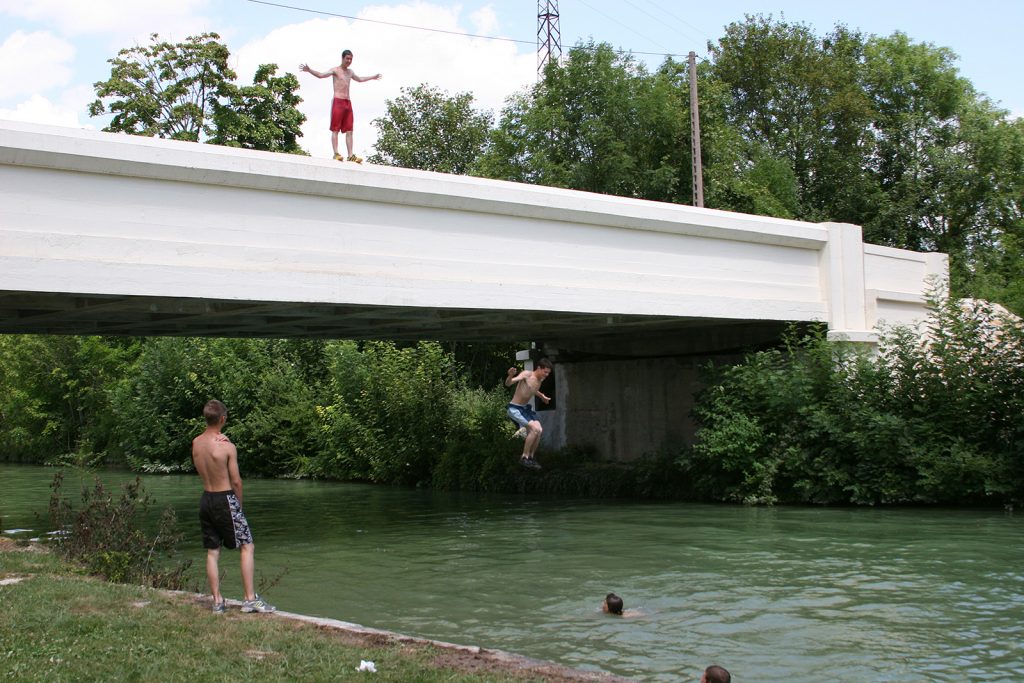 Der Kanal als Swimming-Pool