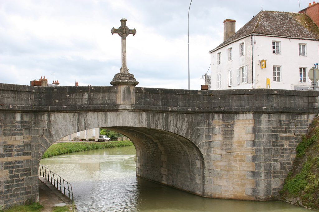 Eine schwierige Passage bei Châtillon-en-Bazois