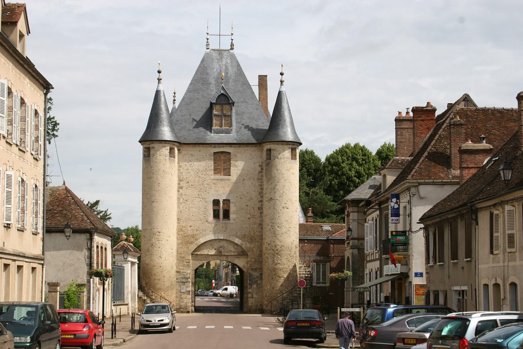 Stadttor in Villeneuve-sur-Yonne
