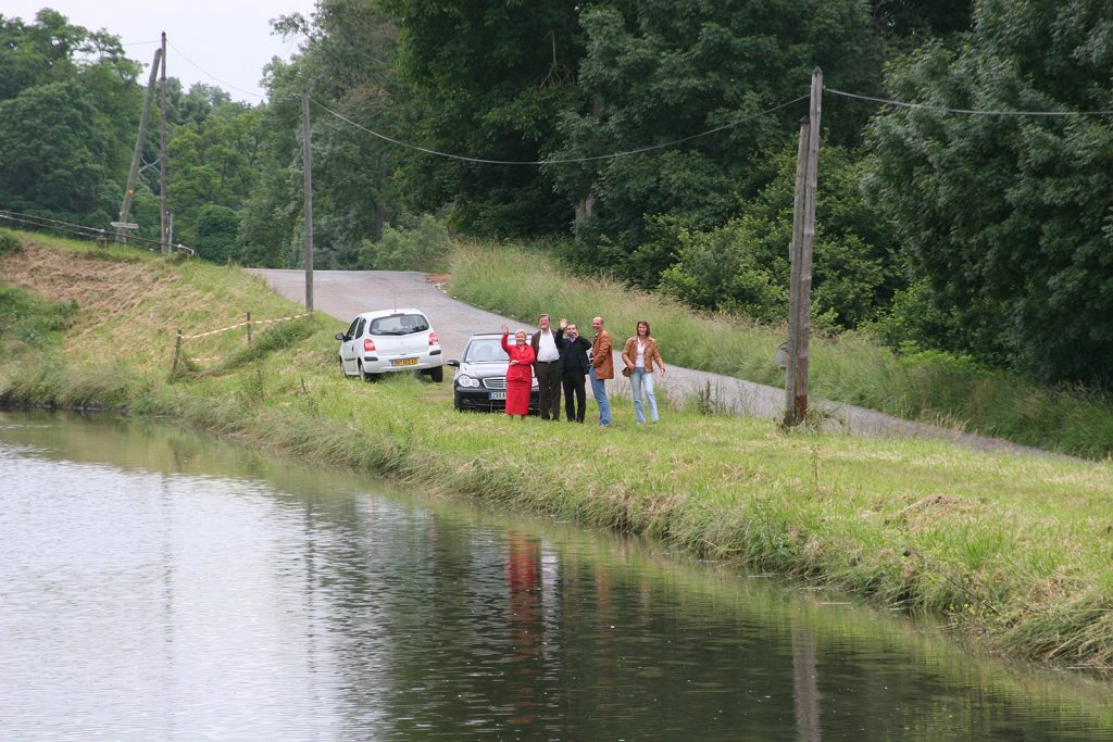 Zufällige Begegnung mit dem Lions-Präsidenten am Kanal