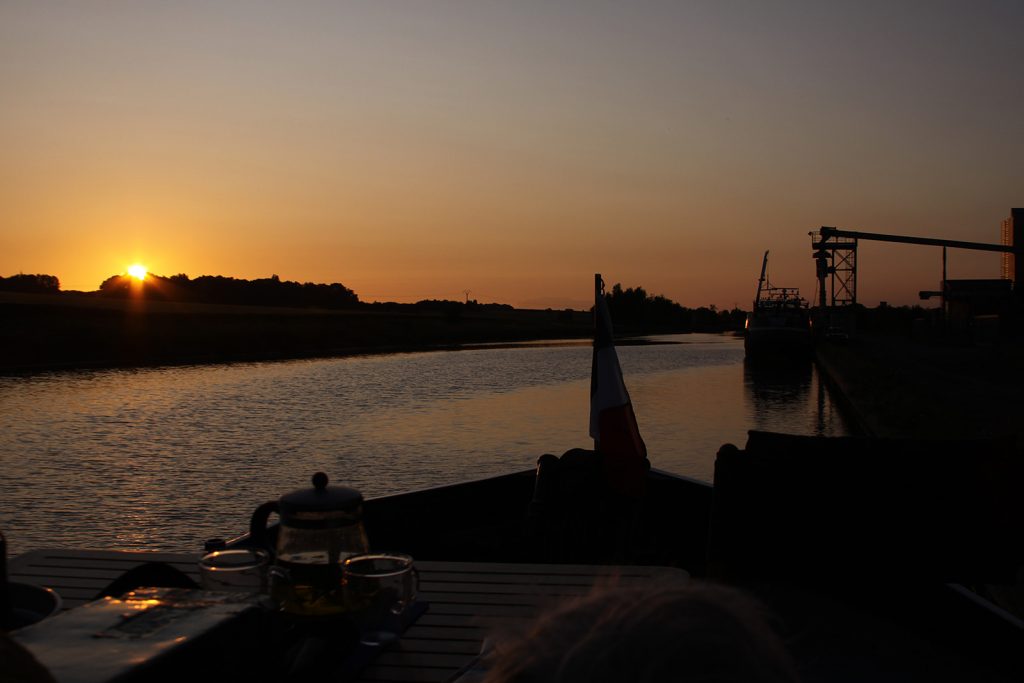 Abendstimmung am Siloquai in Noyon