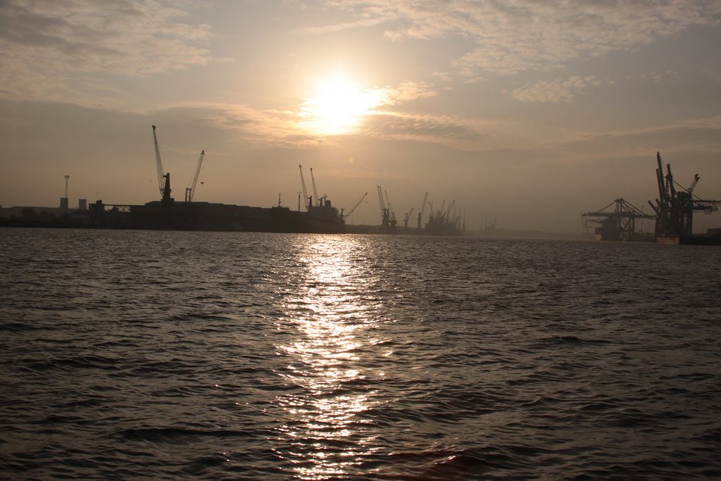 Morgenstimmung im Hafen von Antwerpen