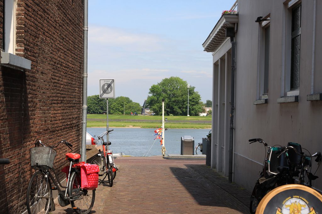 Vexierbild: Finde Kinette am IJsselquai in Kampen!