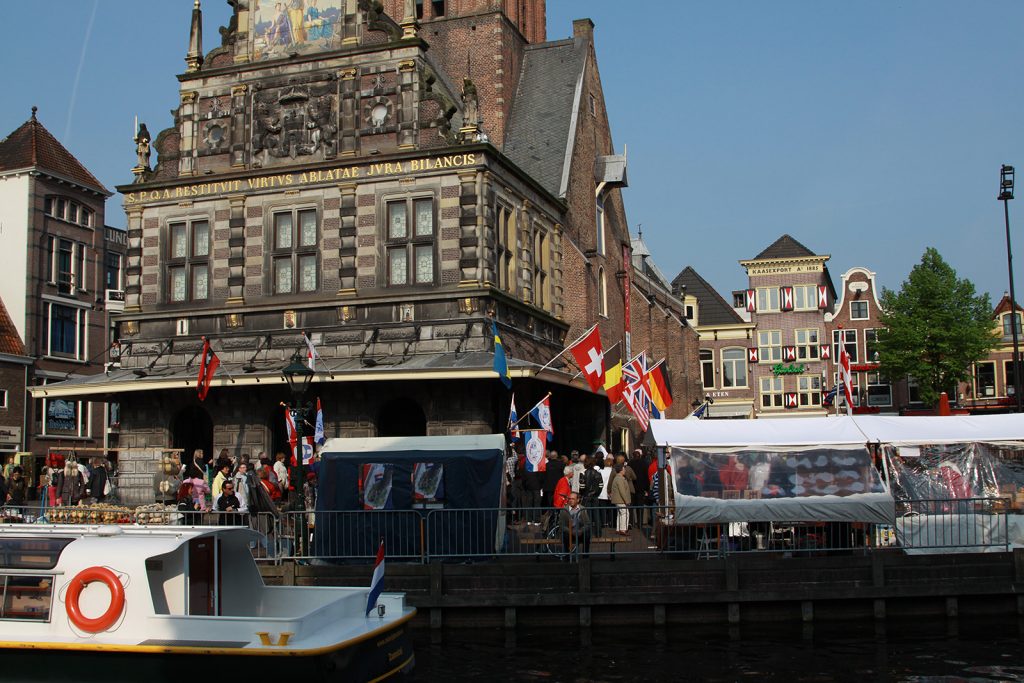 Das Waage-Gebäude am Käsemarkt in Alkmaar