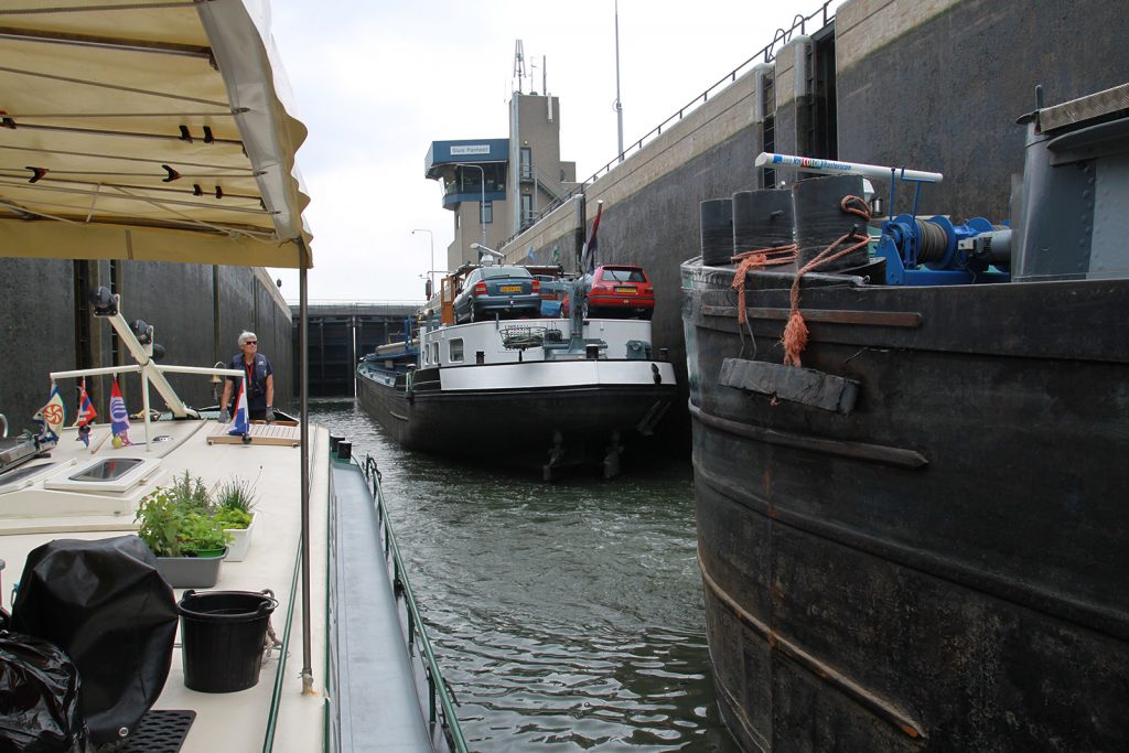 Schleuse Panheel in der Zuidwillemsvaart