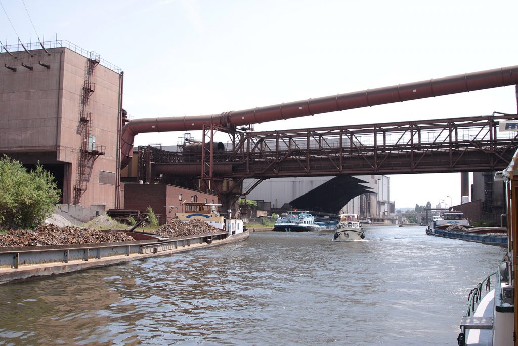 Schwerindustrie bei Charleroi