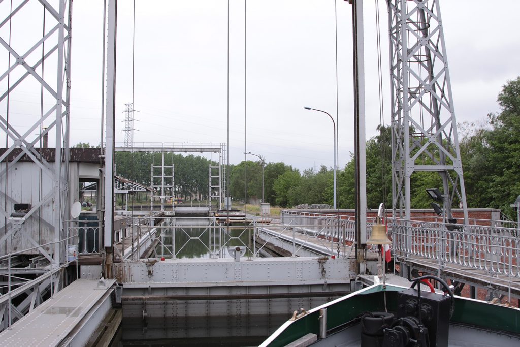 Das oberste Schiffshebewerk, Ascenseur 1 Houdeng-Goegnies