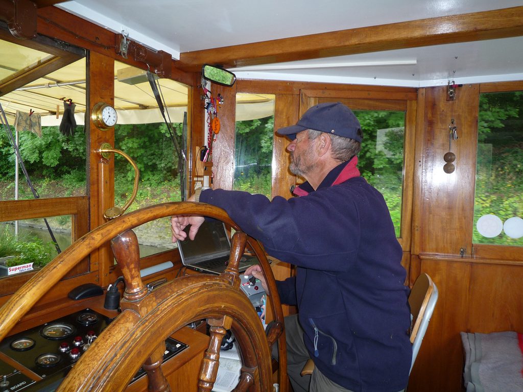 Fahren mit dem Joystick (Bild Ruth Vögtlin)