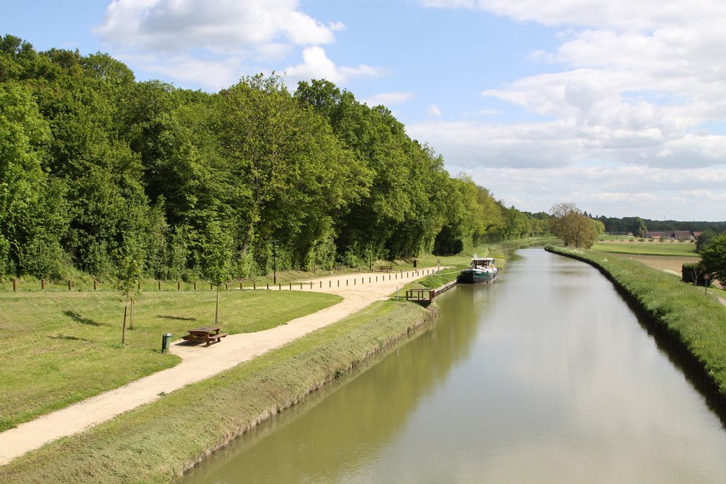 Halte fluviale von Dammarie sur Loing