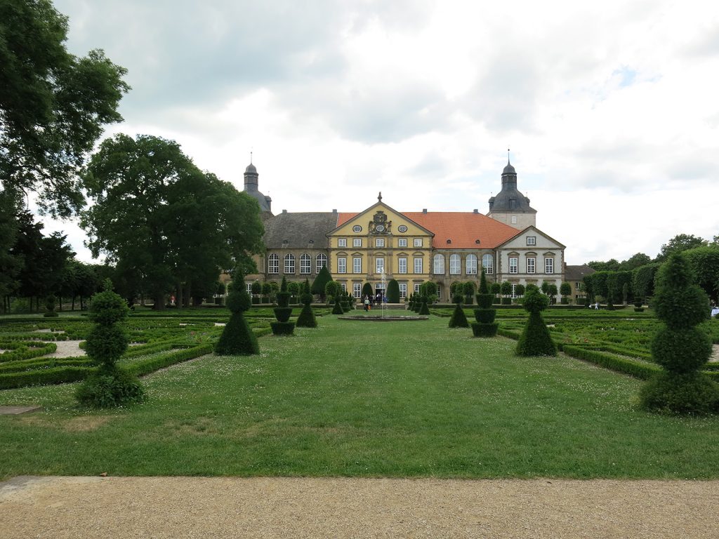 Schloss Hundisburg