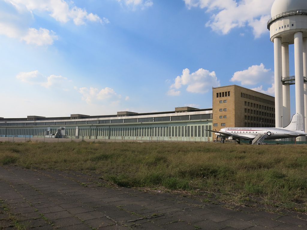 Das Flughafengebäude Berlin-Tempelhof