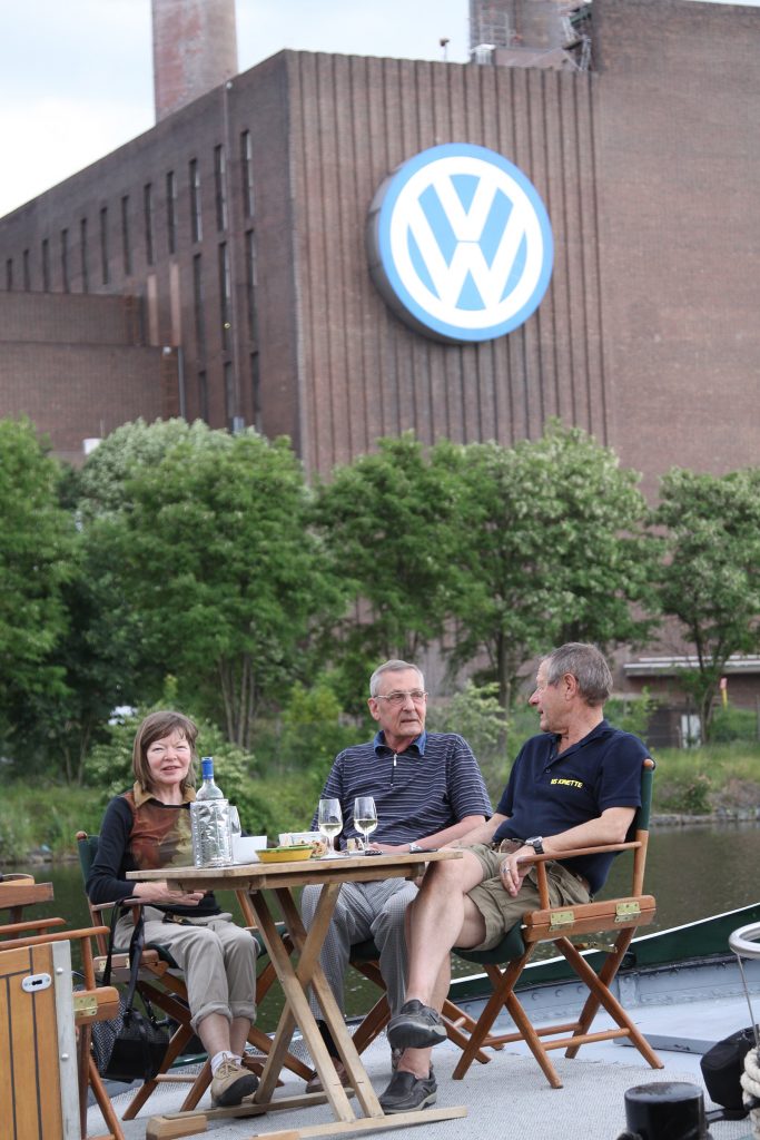 Urs und Liisa Baumgartner in Wolfsburg an Bord von «MS Kinette»