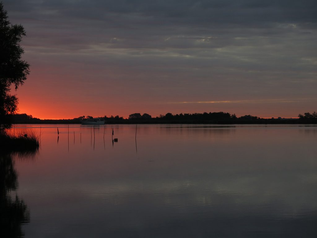 Morgenrot an der Peanster Ie