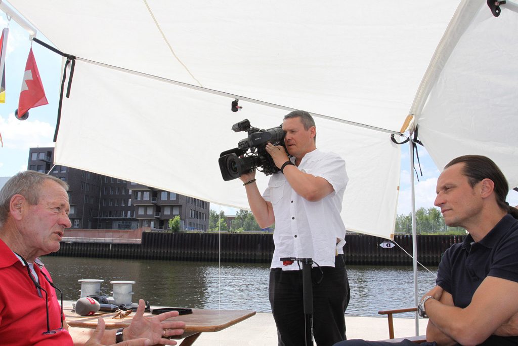 Das Schweizer Fernsehen an Bord