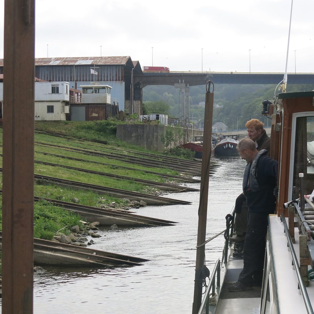 Die «Independent» kommt aus dem Wasser