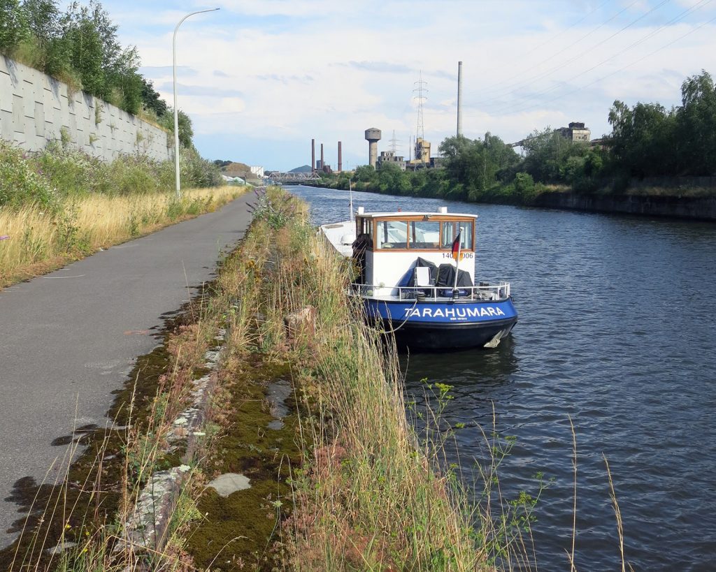 Im Unterwasser der Schleuse Marchienne-au-Pont